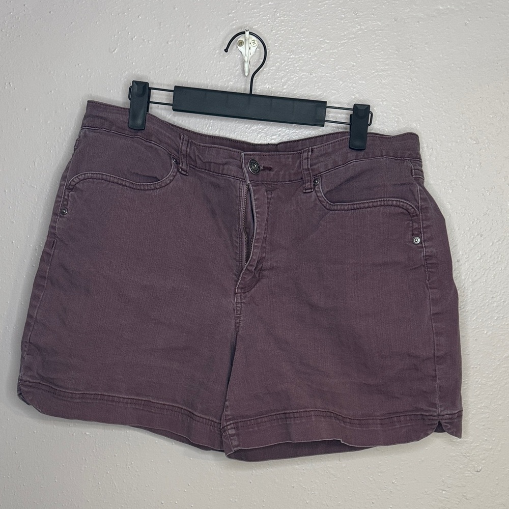 Gloria Vanderbilt Women's Plum Jean Shorts
